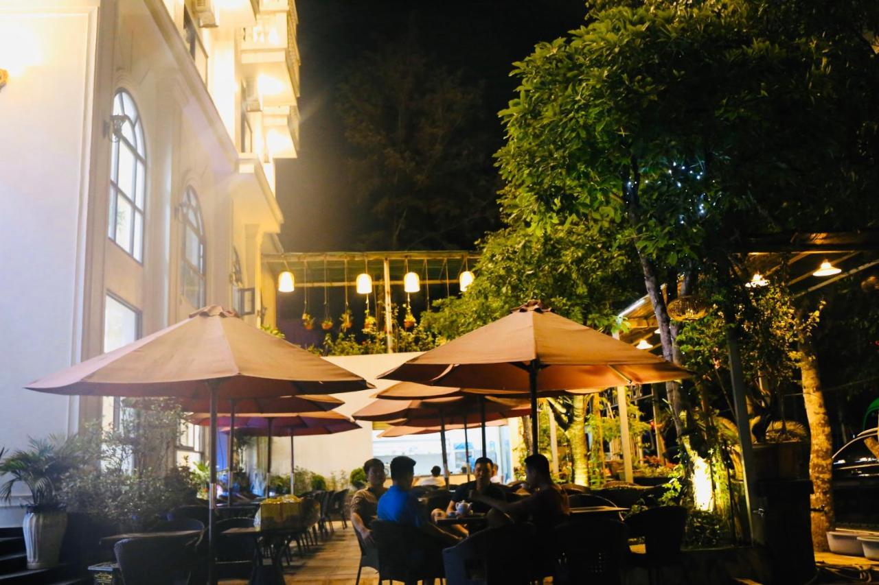 Khach San Bien Xanh, Bien Hai Tien Thanh Hóa Exteriör bild